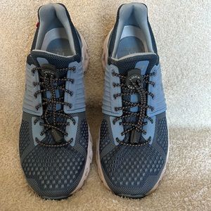 ON Cloud Cloudswift running shoes